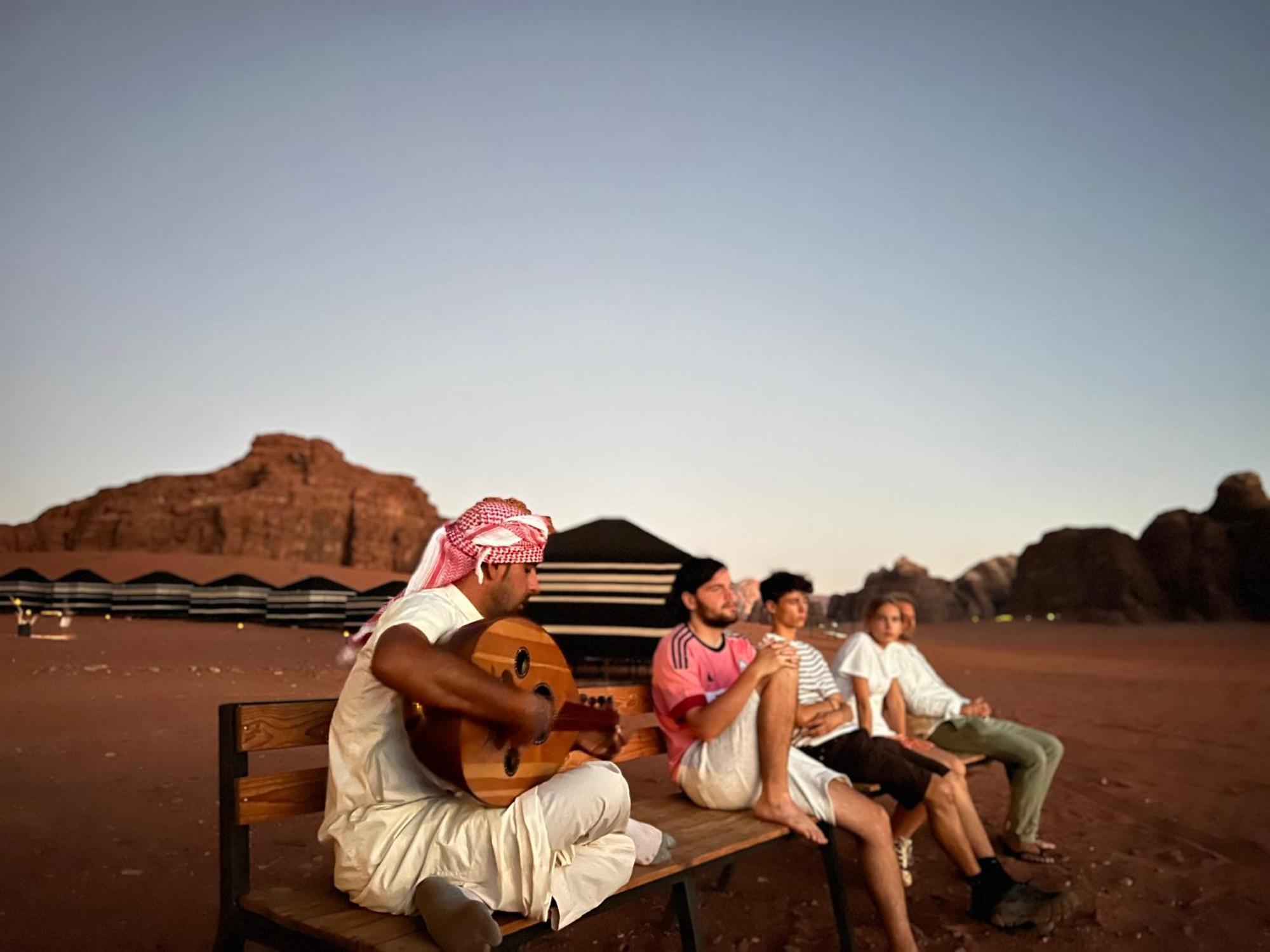 Desert Bird Camp Wadi Rum Eksteriør bilde