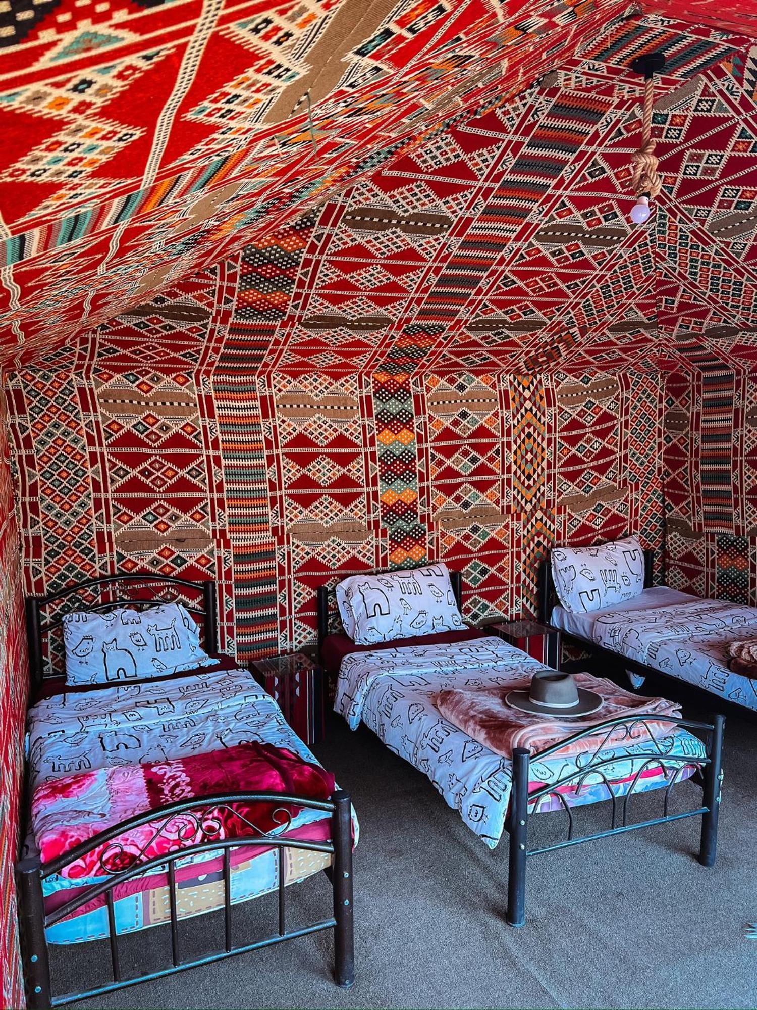 Desert Bird Camp Wadi Rum Eksteriør bilde